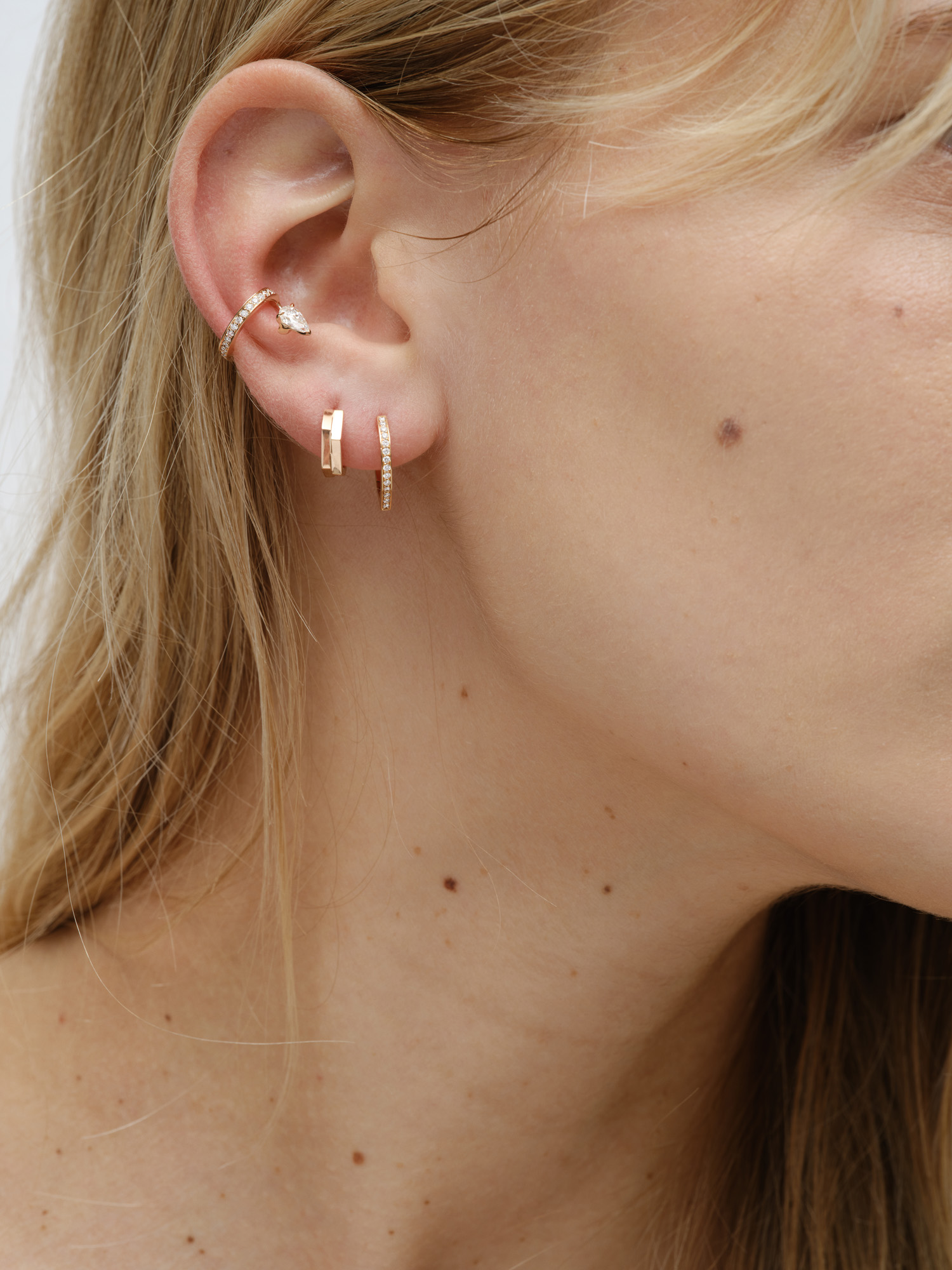 repossi earring serti sur vide antifer collection